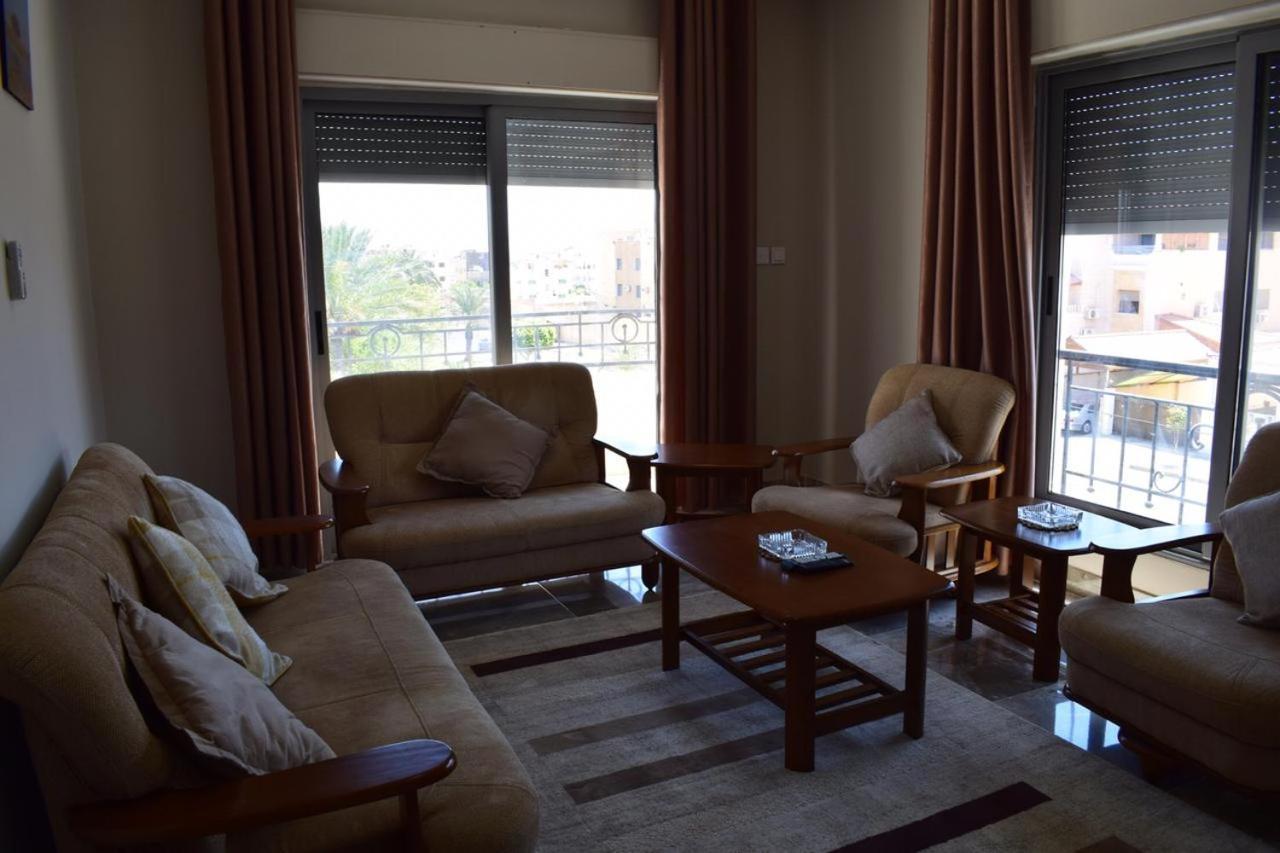 Baron Palace Hotel Suites Aqaba Exteriör bild